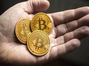 Từ hôm nay 1/1/2018 phát hành, sử dụng tiền ảo Bitcoin sẽ bị truy cứu hình sự